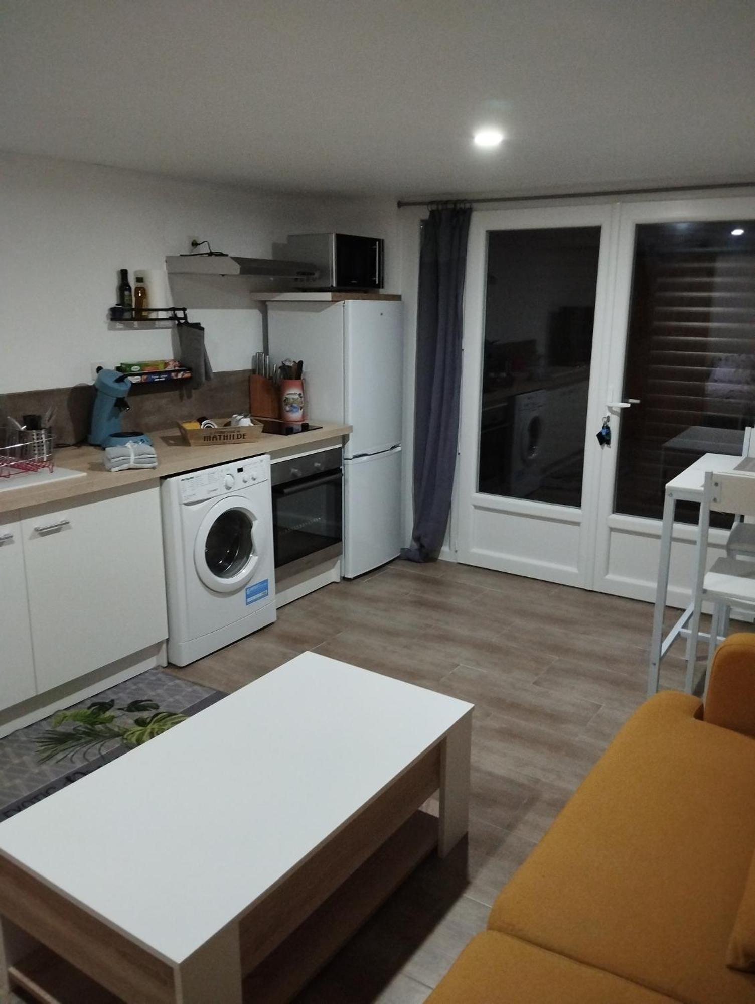 Appartement Cosy Avec Exterieur Saint-Privat-des-Vieux ภายนอก รูปภาพ